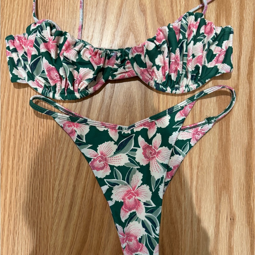Benoa Swim Waikiki Print
